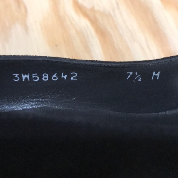 Stuart Weitzman Sexy Suede Black Heels - Picture 7 of 7